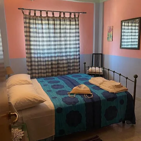 Apartment Facen Gardelades